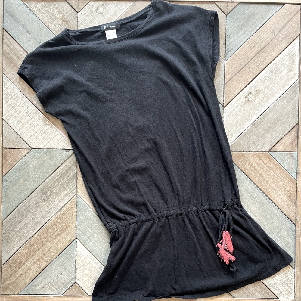 La Redoute- black tunic tee with tassel tie